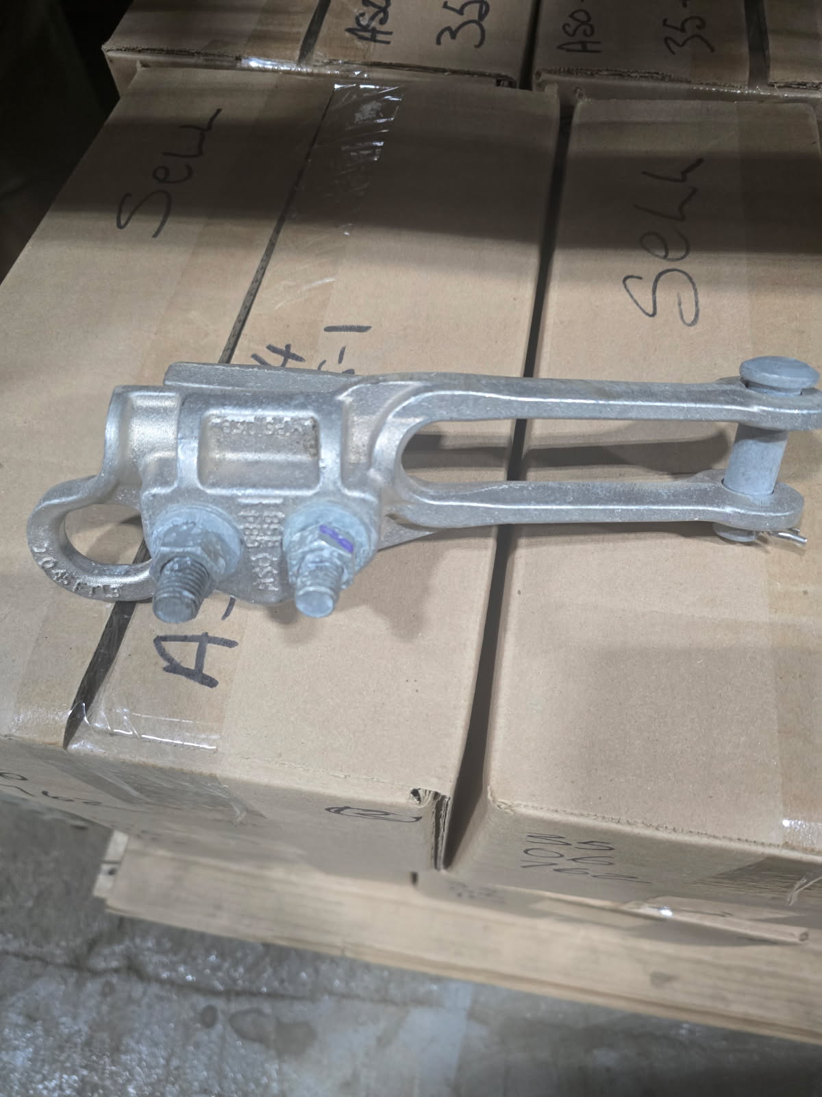 CLAMP, DEADEND, BOLTED